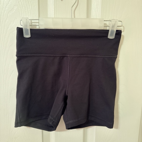 All in Motion Black Bike Shorts - Picture 1 of 2